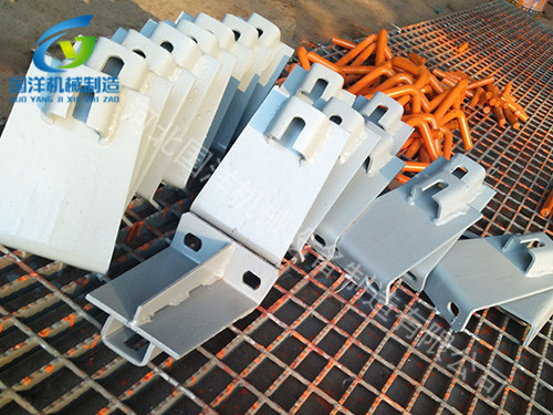 下平行支架（吊耳）